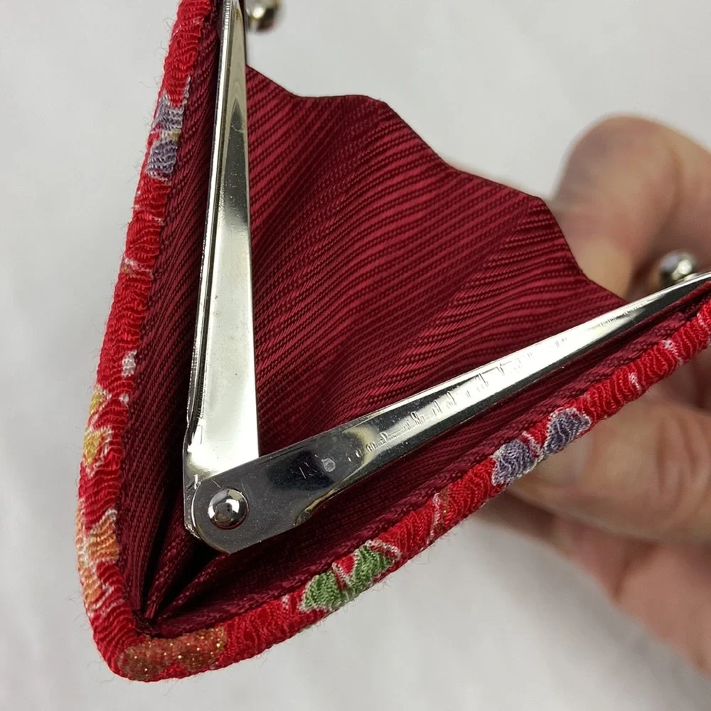 Vintage Silky Japanese coin purse fan side